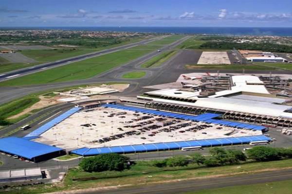 Participação na elaboração do Plano Diretor para ampliação do Aeroporto Internacional Deputado Luís Eduardo Magalhães